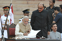 Modi signing register