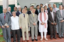latam delegation with modi_210x140