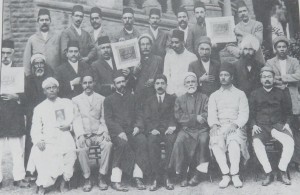 The first Baha’i National Convention, held on the lawns of Bombay University’s Fort campus, in 1920. From left, the multi-lingual Siyyid Mustafa Rumi (fifth), who accompanied Baha’i teacher Jamal Effendi on his tours; Narayan Rao Shethji Vakil (eighth), and just behind him, Pritam Singh, the first Sikh to become a Baha’i.