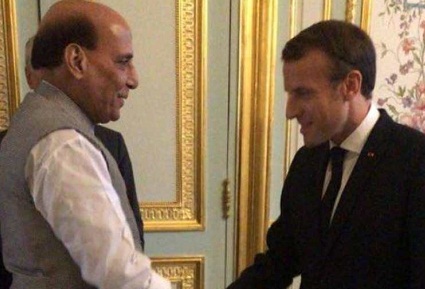 Minister of Defence meets French President