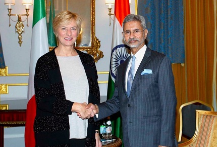 EAM visits Italy