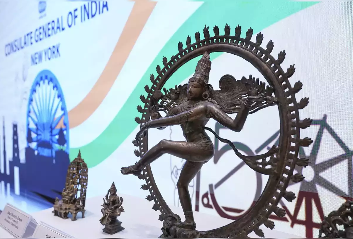 us-returns-antiquities-to-india-in-stolen-art-investigation