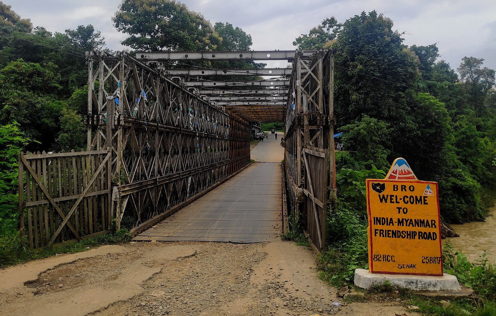 Indo-Mayanmar_Friendship_Bridge_MOREH